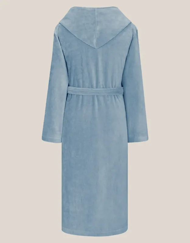 Bathrobe Art Line