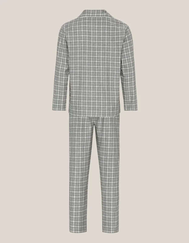Pajamas Snowy