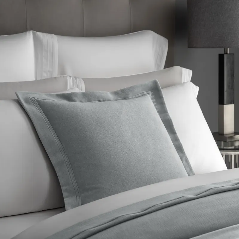Decorative pillow Belotti
