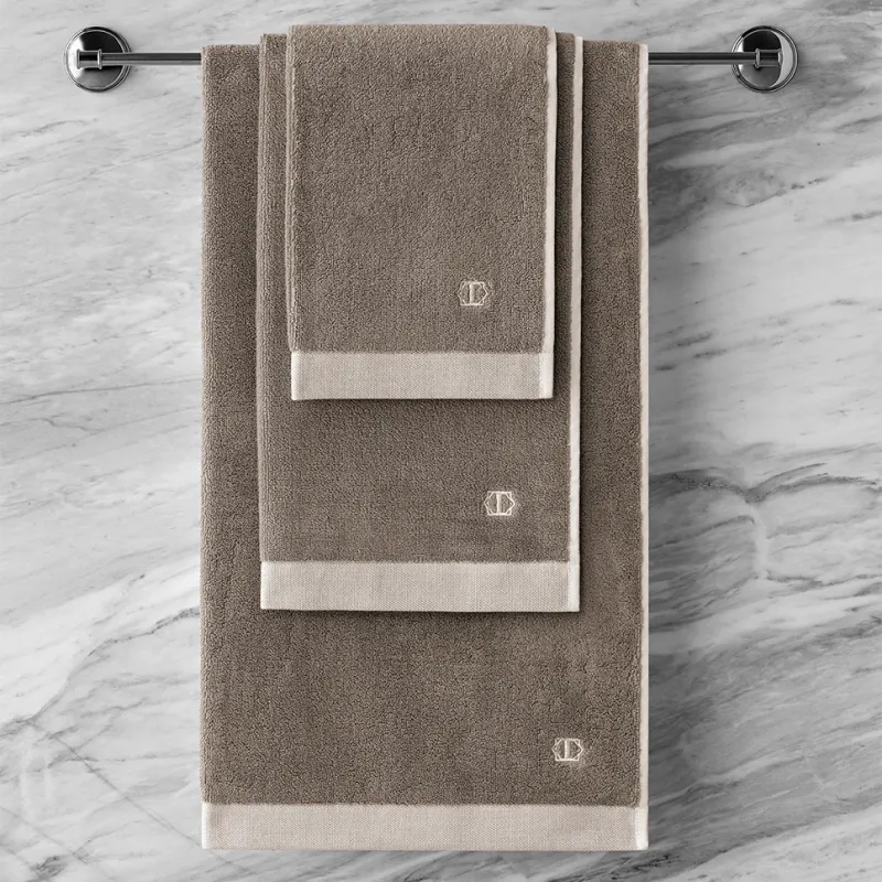 Towel Convill