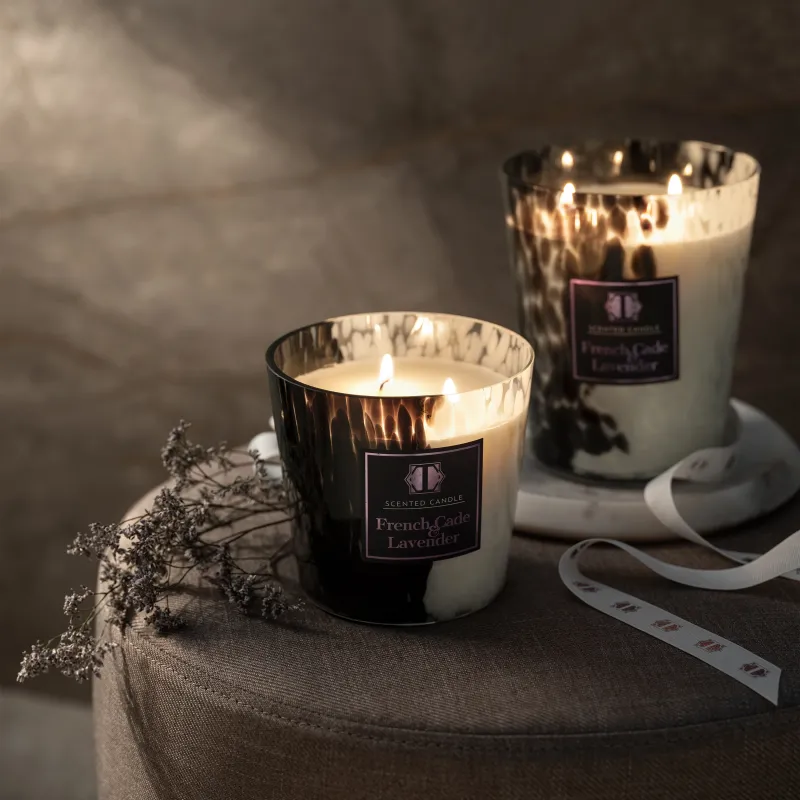 Scented candle French Cedar & Lavender