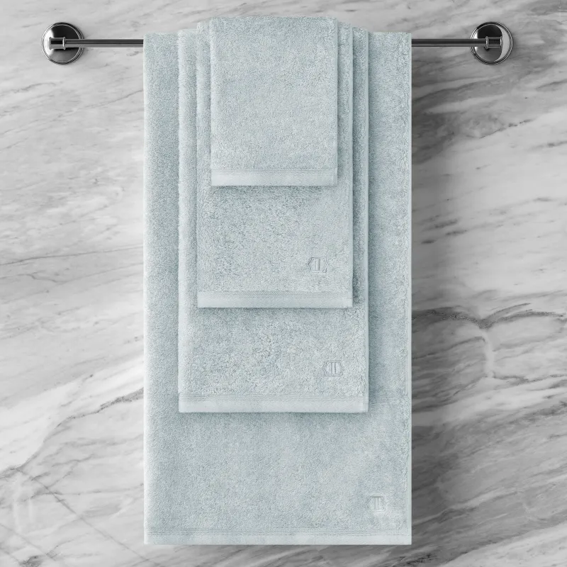 Towel Poitiers