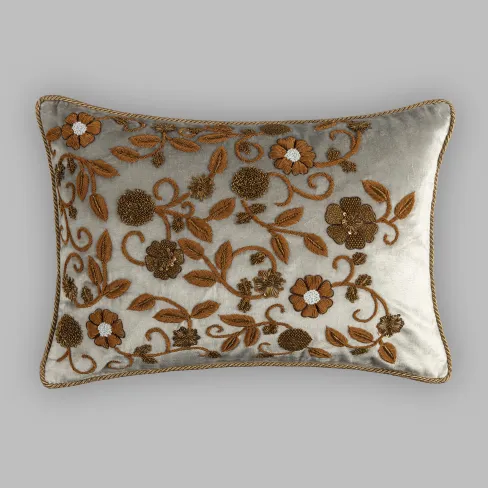 Decorative pillow Rosanta