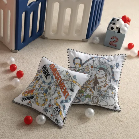 Decorative pillow Aventura