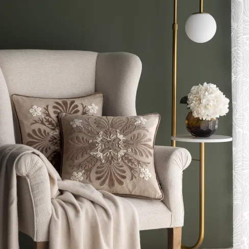 Decorative pillow Efi