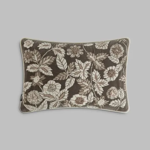 Decorative pillow Feretta