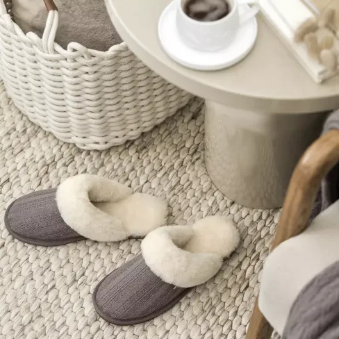 Slippers Ptolemy