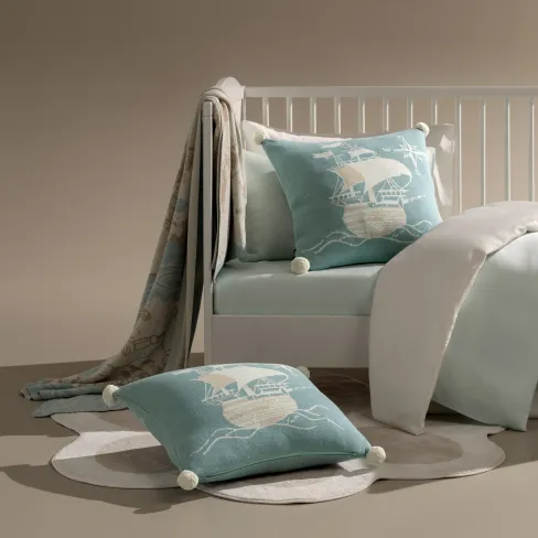 Decorative pillow Tortuga