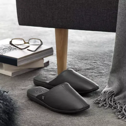 Slippers Glen
