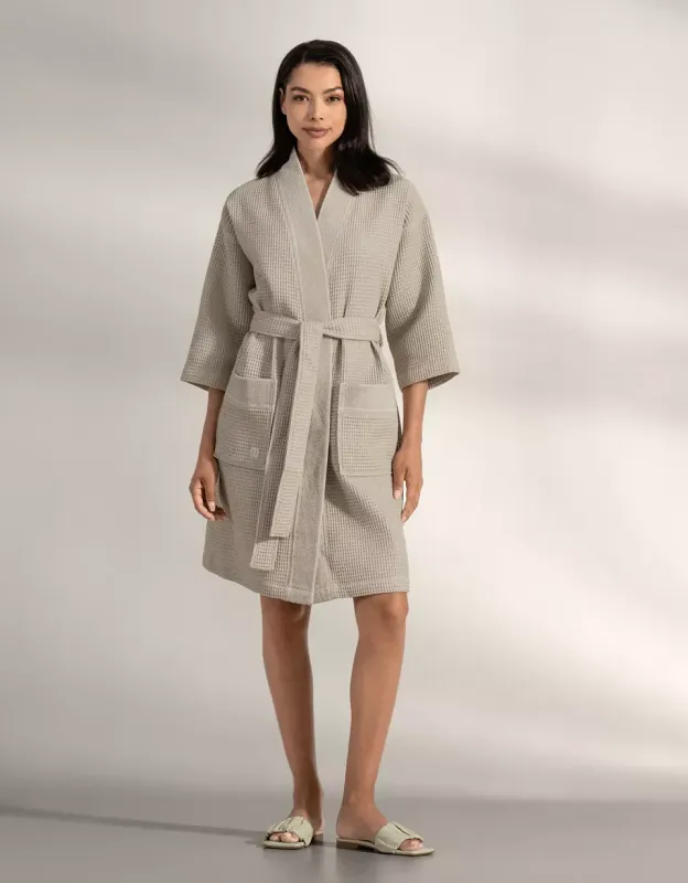 Lightweight robe Sauners