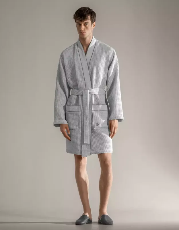 Lightweight robe Sauners