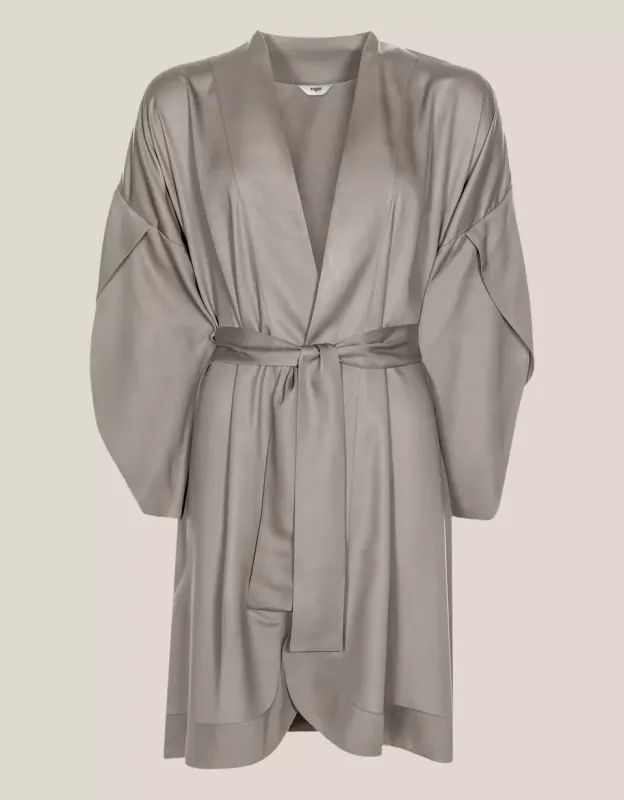 Kimono Naomi