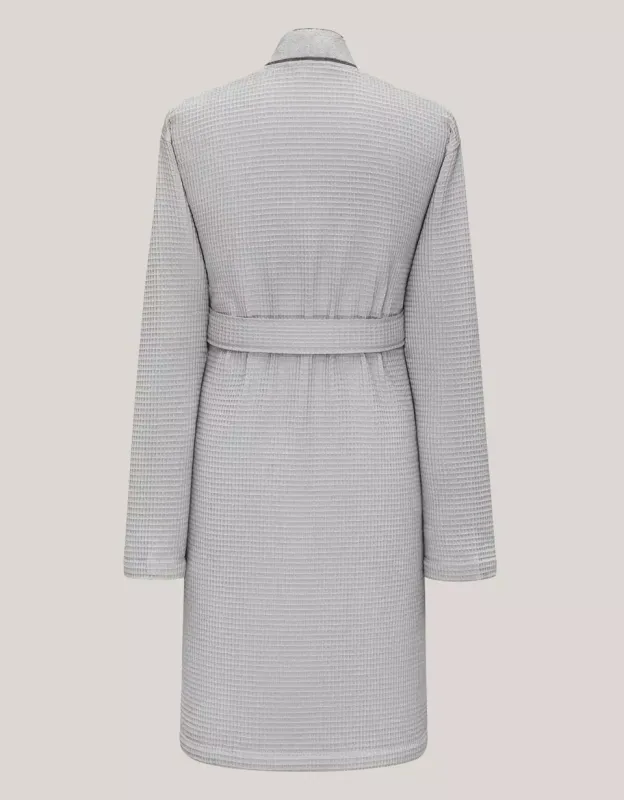 Lightweight robe Sauners