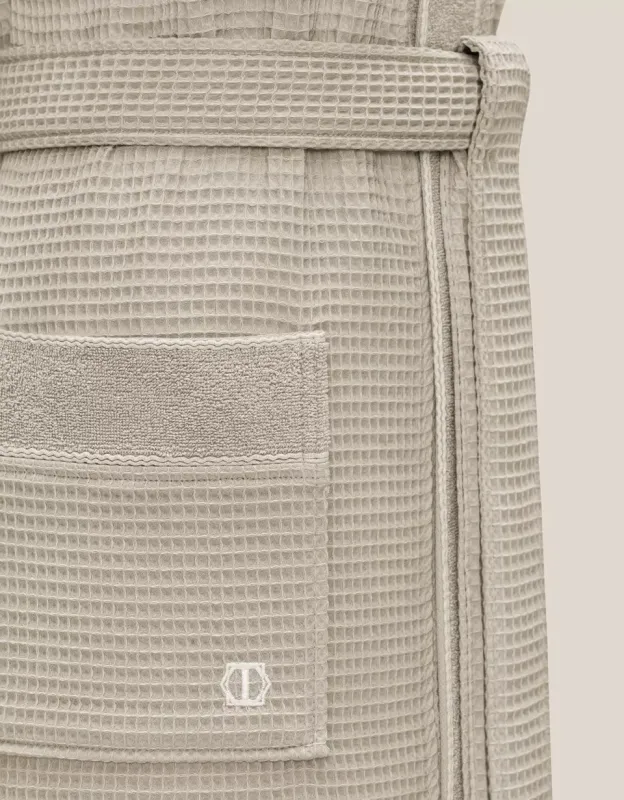 Lightweight robe Sauners
