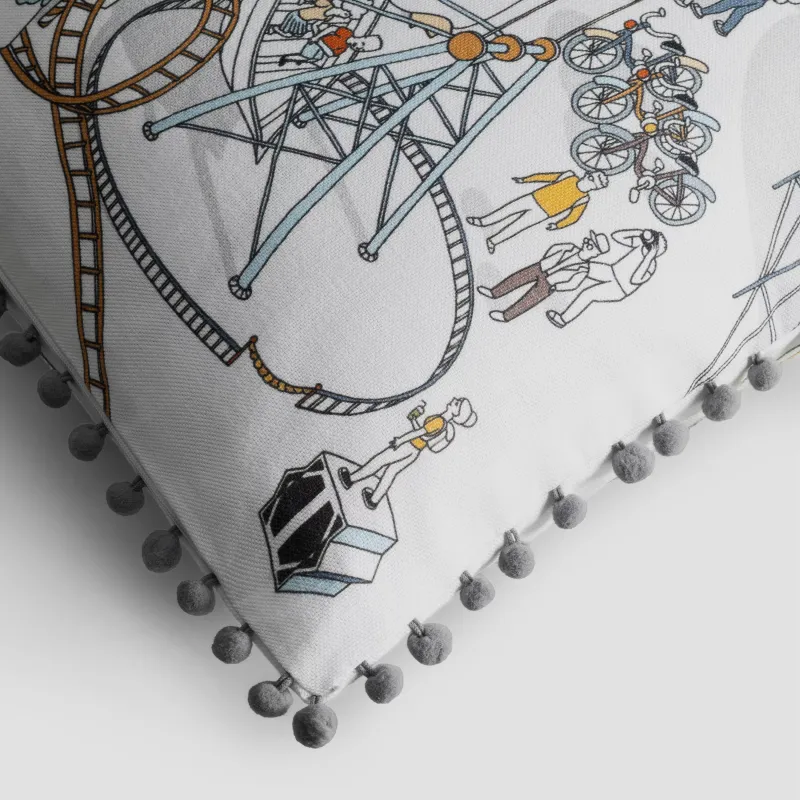 Decorative pillow Aventura