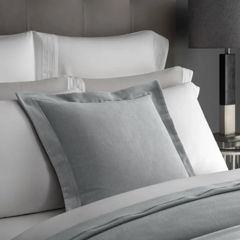 Decorative pillow Belotti