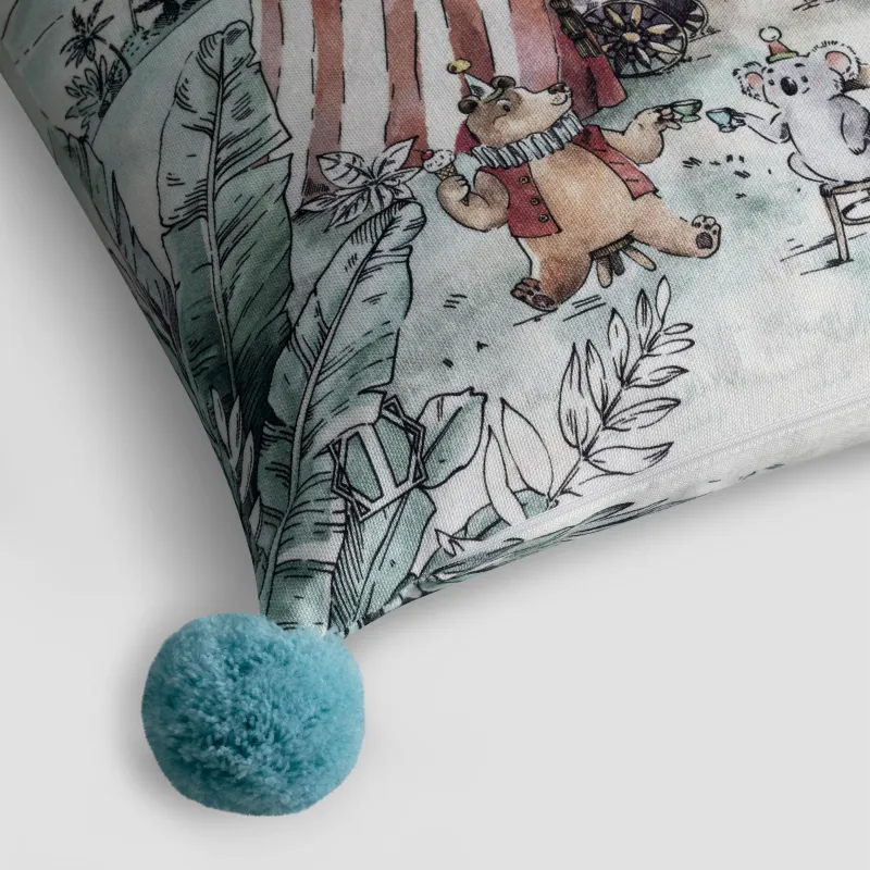 Decorative pillow Circus