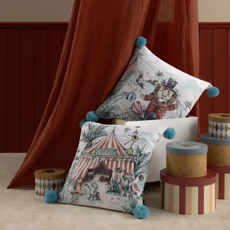 Decorative pillow Circus