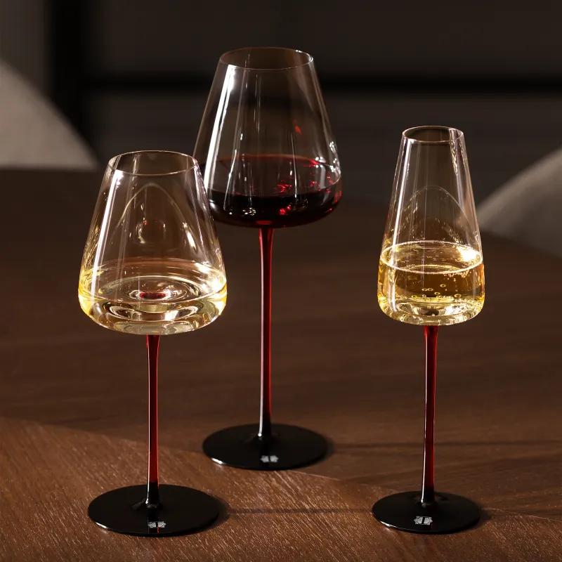 Red wine glasses Midaria