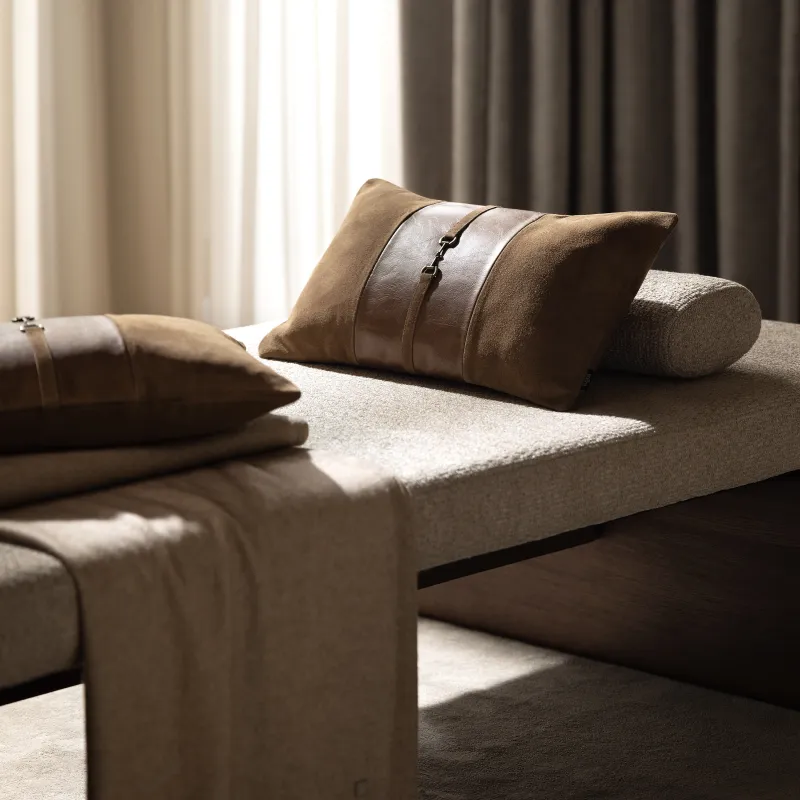 Decorative pillow Voltira