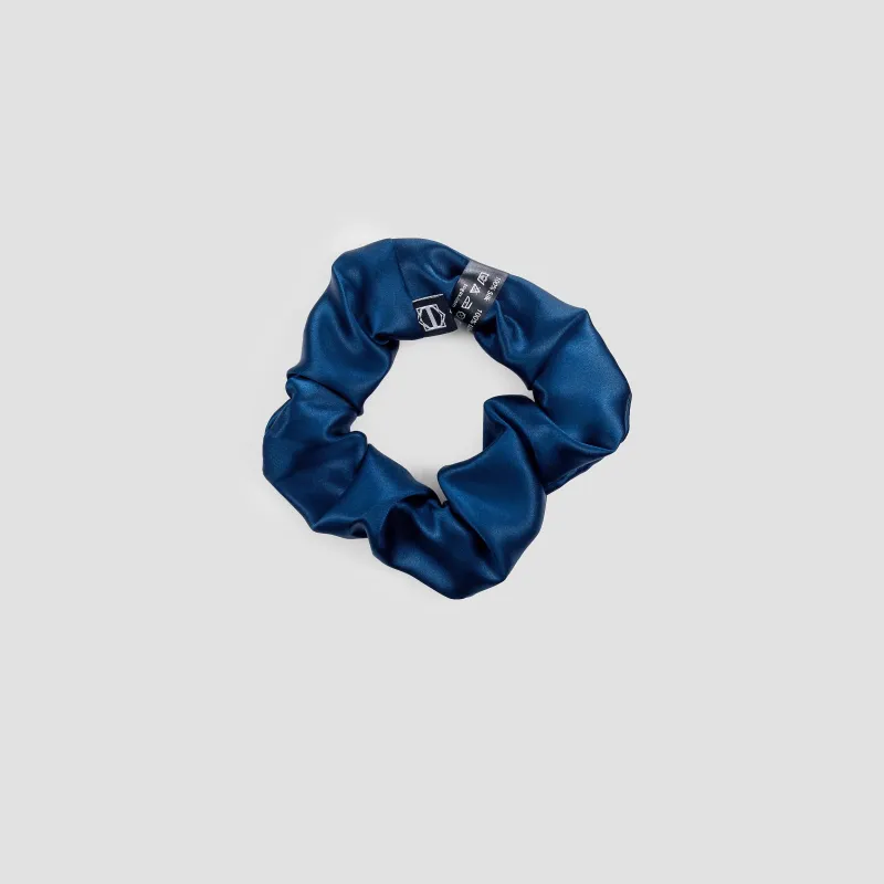 Scrunchy with a ribbon Ella