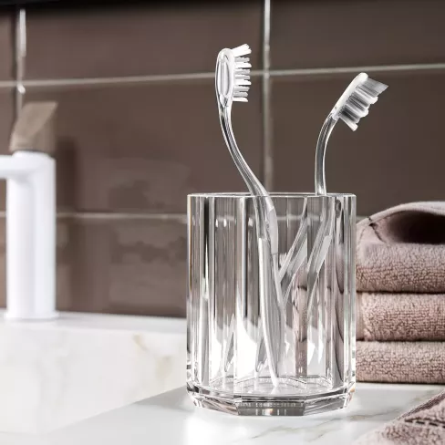 Glass for toothbrushes William