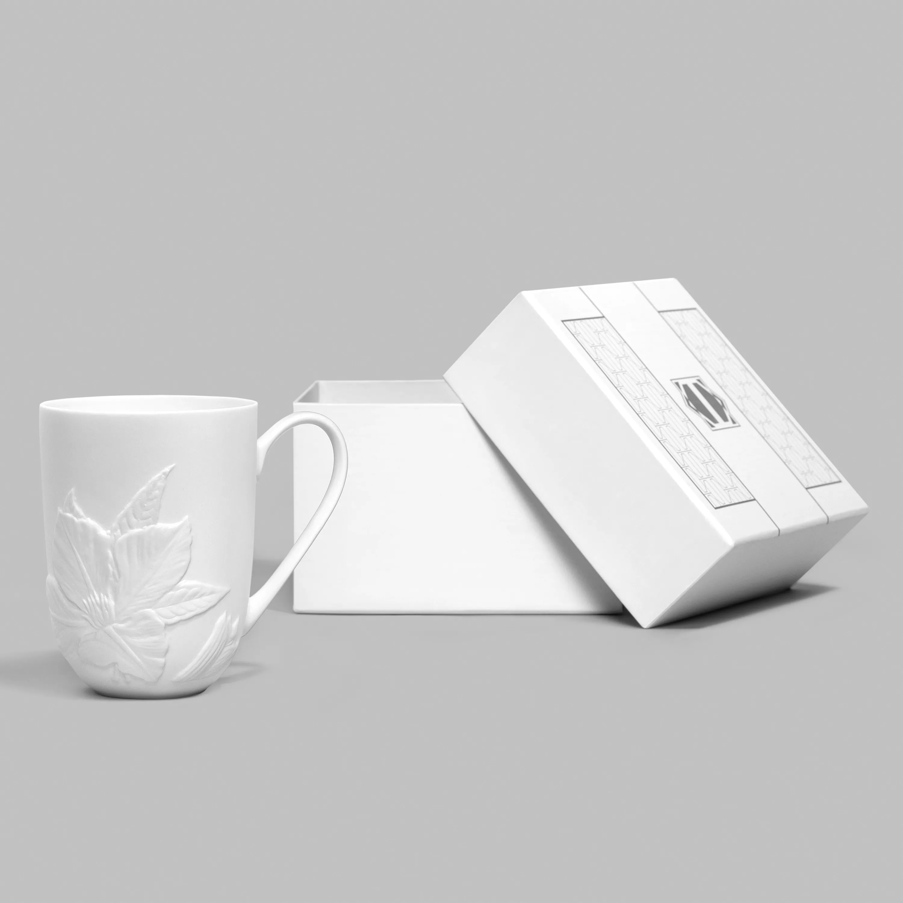 Tea cup Poinsettia