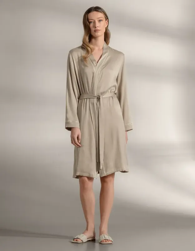 Lightweight robe Meydin