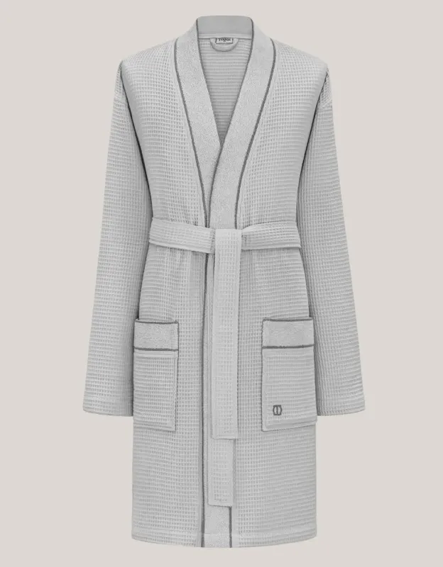 Lightweight robe Sauners
