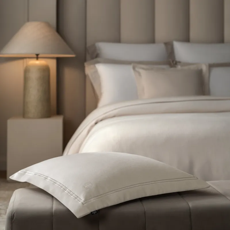 Decorative pillow Belotti