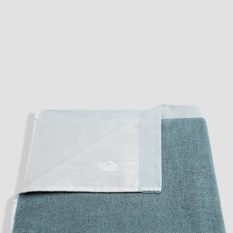 Towel Convill