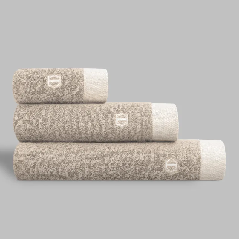 Towel Convill