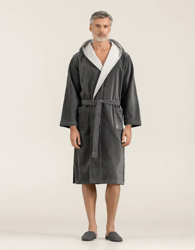 Bathrobe Art Line