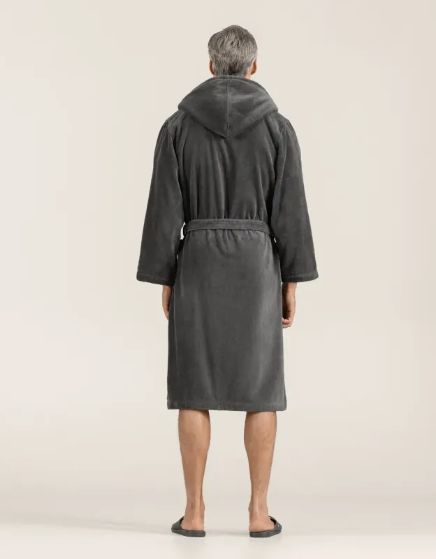 Bathrobe Art Line