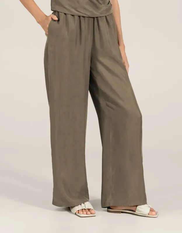 Pants Rivada