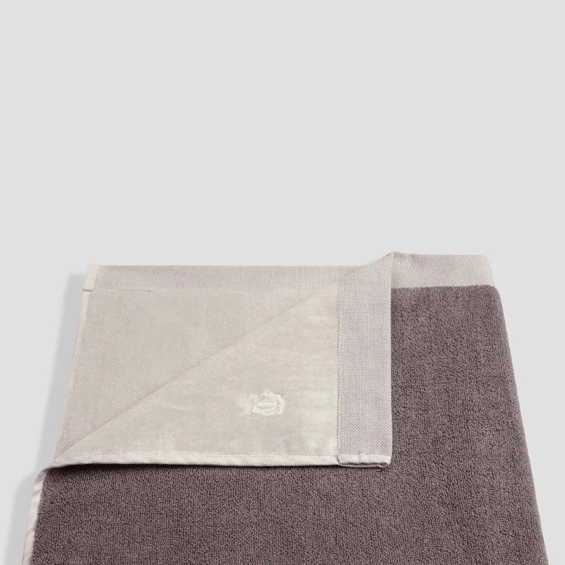 Towel Convill