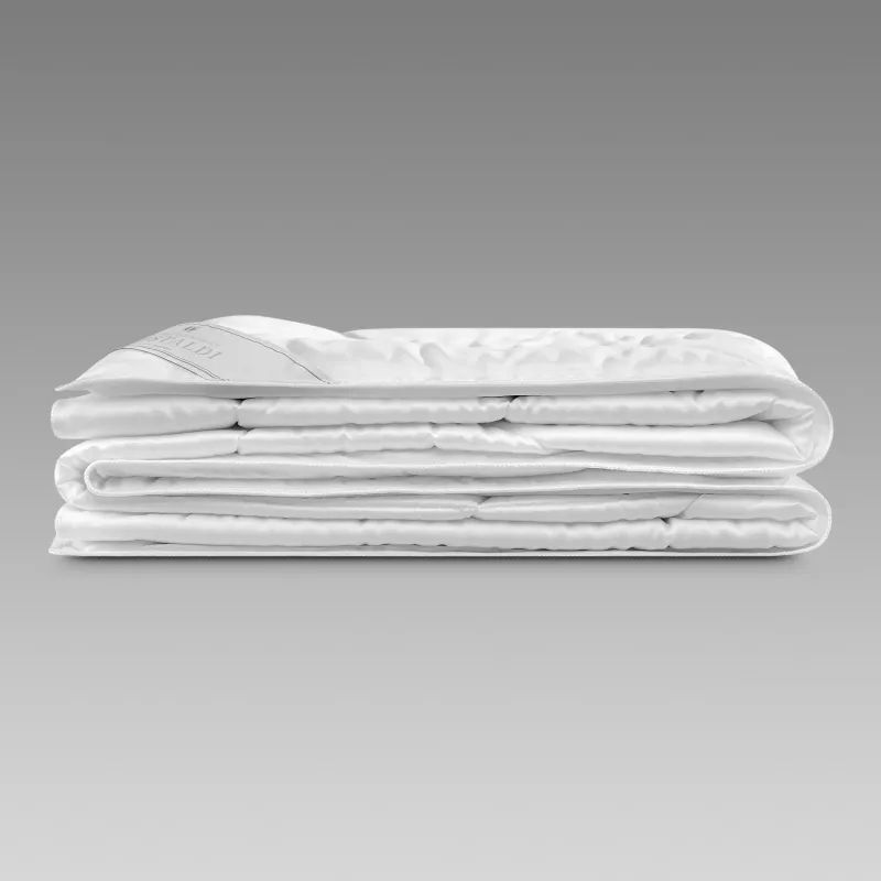 Comforter Cristaldi