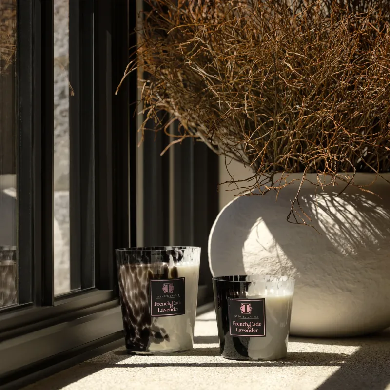Scented candle French Cedar & Lavender