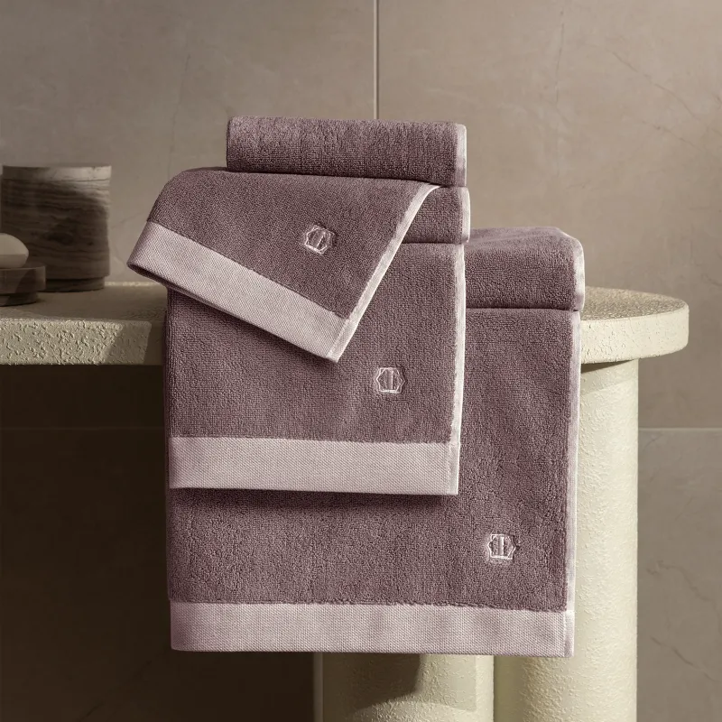 Towel Convill