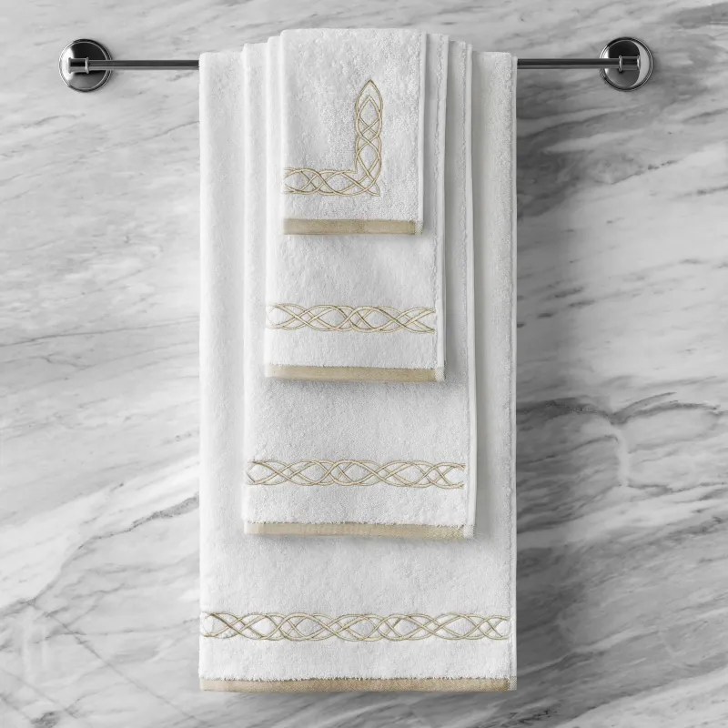 Towel Mia