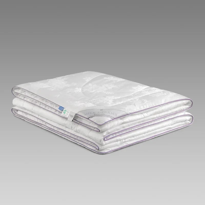 Comforter Milk Dreams