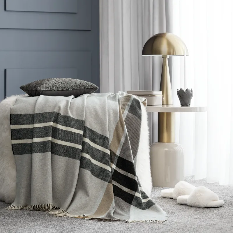 Throw Rosset