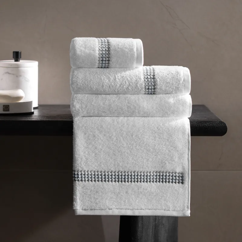 Towel Tavit