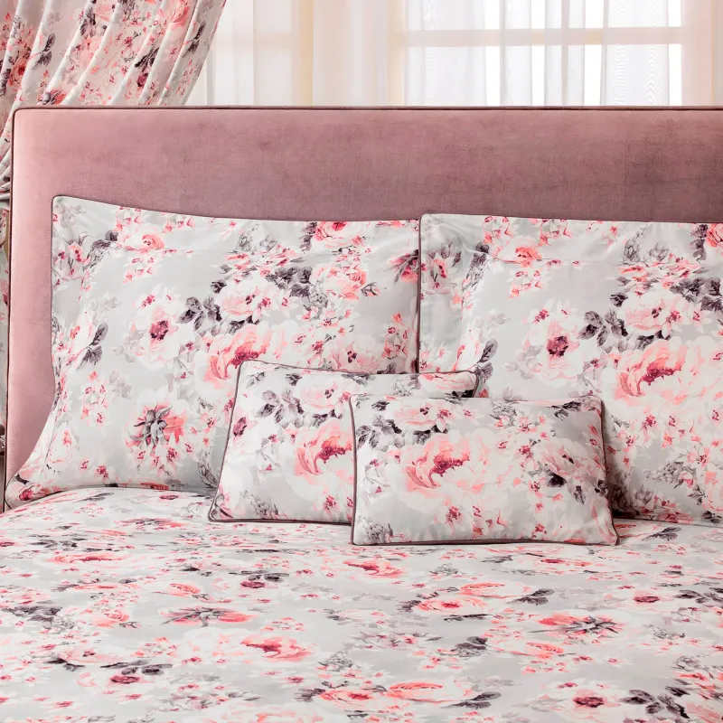 Decorative pillow Loretta