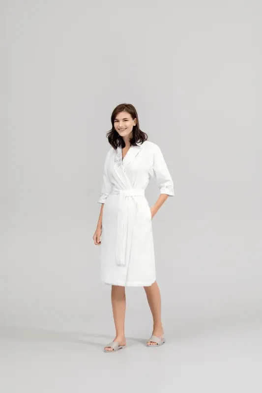 Lightweight robe Solange