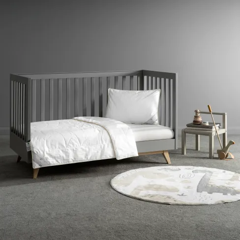 Kids comforter Selena