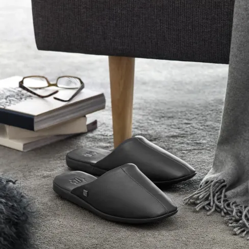 Slippers Glen