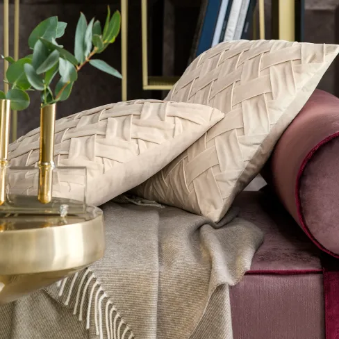 Decorative pillow Gwyneth