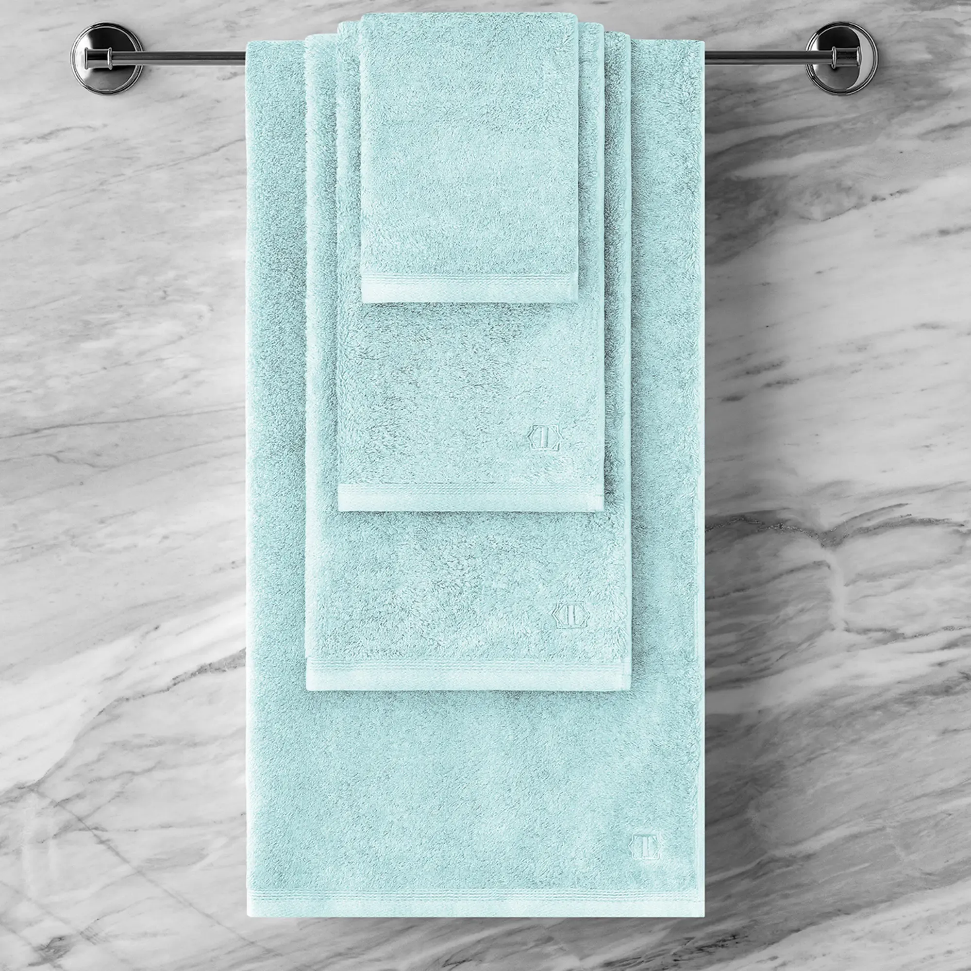 Towel Poitiers